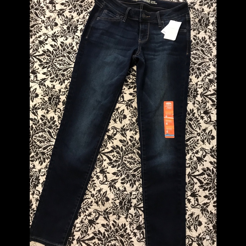 Old Navy Rockstar Skinny Jeans - Size 6 NWT